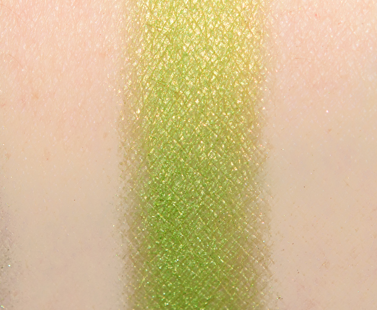 <p class="text-center">Devinah Cosmetics Martini Pressed Pigment</p>