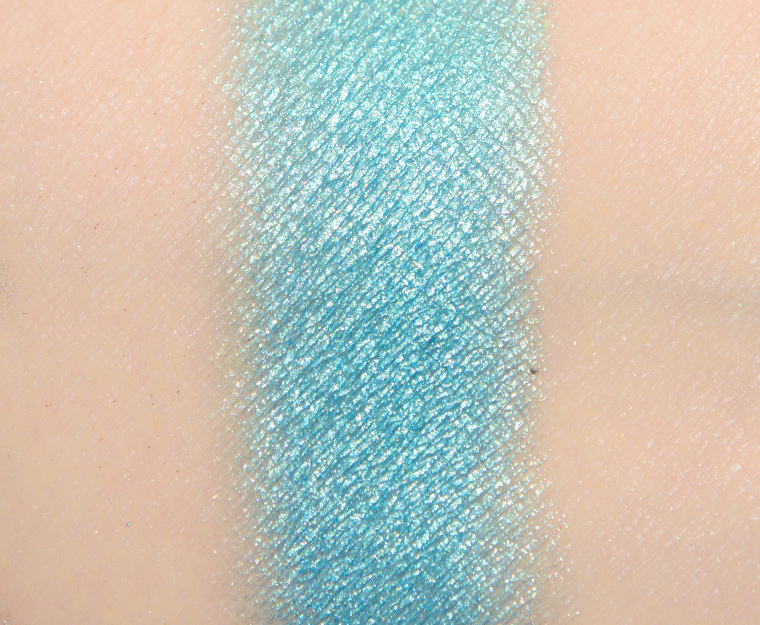 <p class="text-center">Devinah Cosmetics Mist Pressed Pigment</p>