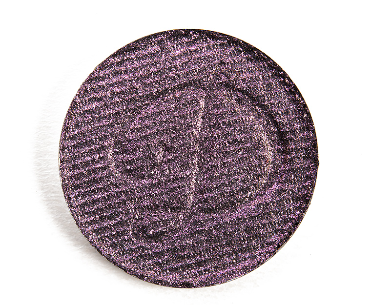 <p class="text-center">Devinah Cosmetics No Place Like Home Pressed Pigment</p>
