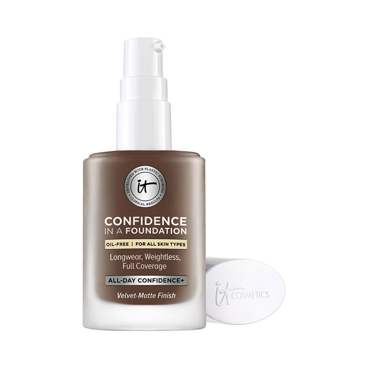 IT Cosmetics 530 Deep Mocha Confidence in a Foundation