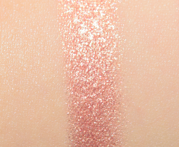 <p class="text-center">Kaja Sandy Peach Bouncy Shimmer Eyeshadow</p>