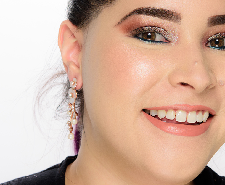 bareMinerals Joy Endless Glow Highlighter