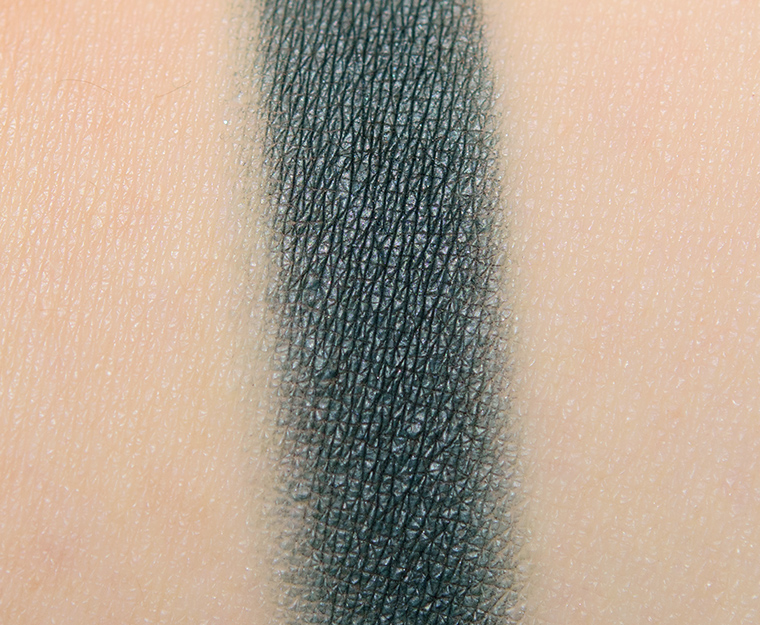 Chanel Blurry Blue #3 Multi-Effect Eyeshadow Review & Swatches