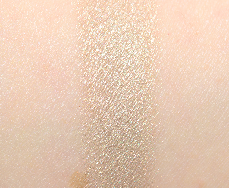 Chanel Blurry Grey #4 Multi-Effect Eyeshadow