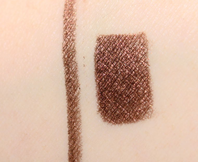 <p class="text-center">Chanel Brun Agape (943) Stylo Yeux Waterproof Long-Lasting Eyeliner</p>