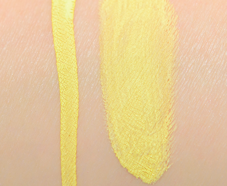 Fenty Beauty Banana Blaze Vivid Liquid Eyeliner
