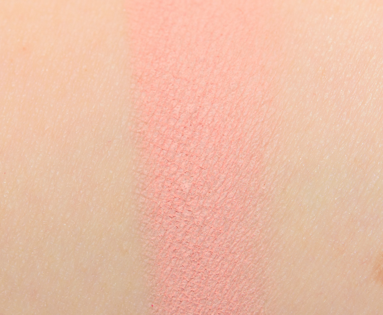 MAC No Ordinary Lamp Eyeshadow