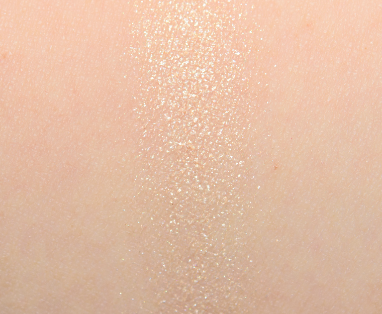 MAC Rags to Riches Eyeshadow