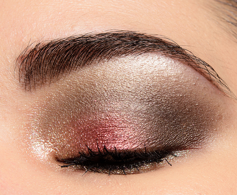 A Smoky Eye with a Pop of Red | Look Details