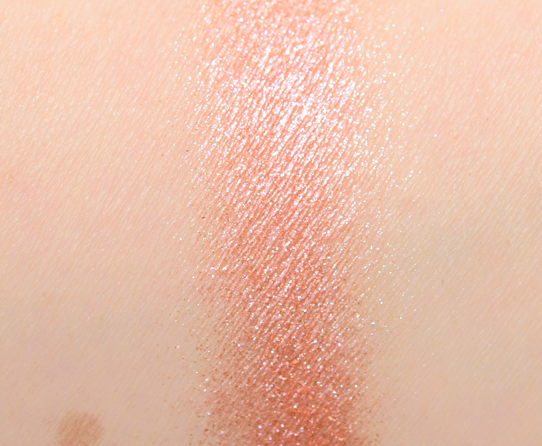 <p class="text-center">Viseart Blossom Eyeshadow</p>