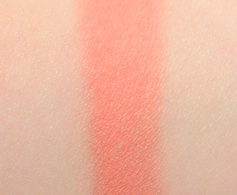 <p class="text-center">Viseart Peony (Rosé Edit) Eyeshadow</p>