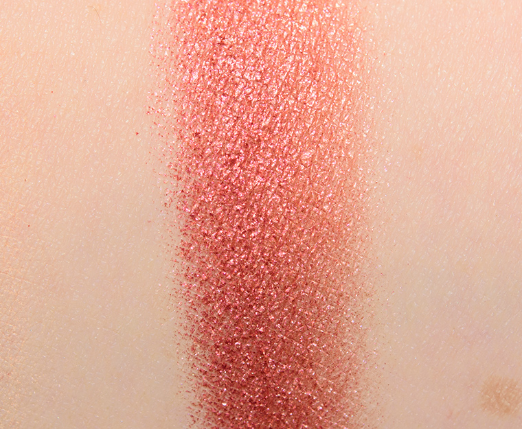 <p class="text-center">Viseart Rose Eyeshadow</p>