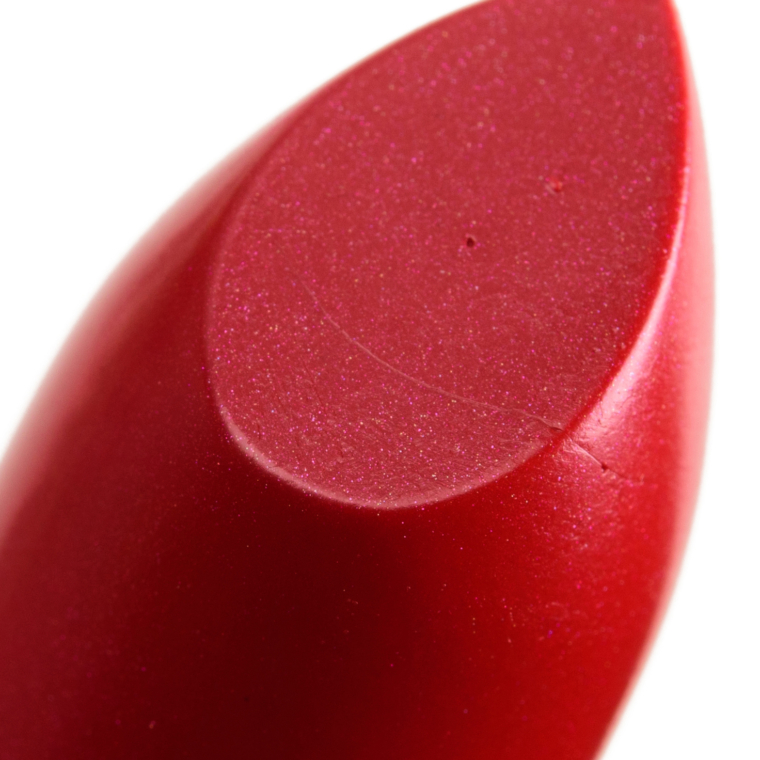 Fibers in Lipsticks - MAC Yoni Crush (longer fiber appears to run across the slant)