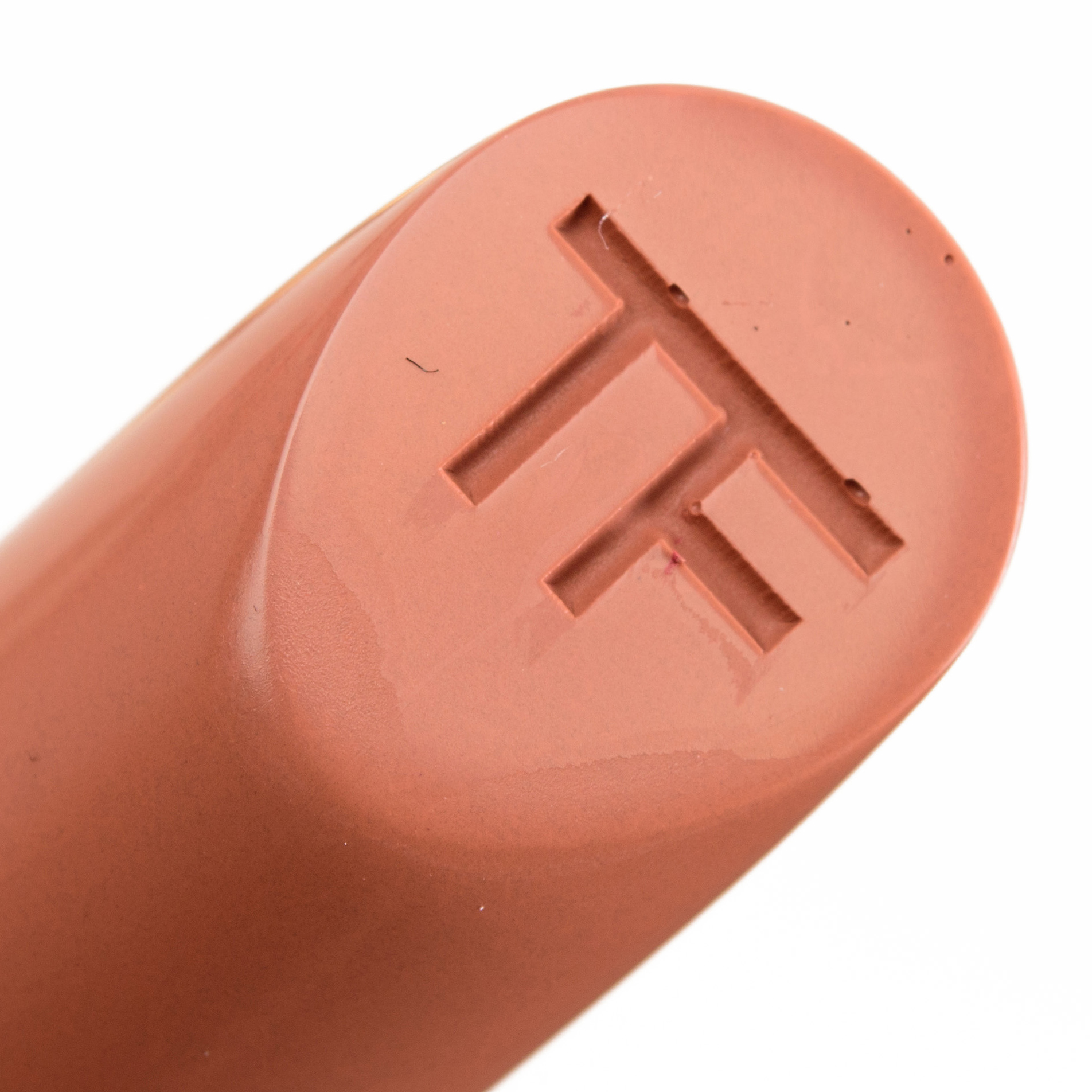Fibers in Lipsticks - Tom Ford Satin Chic