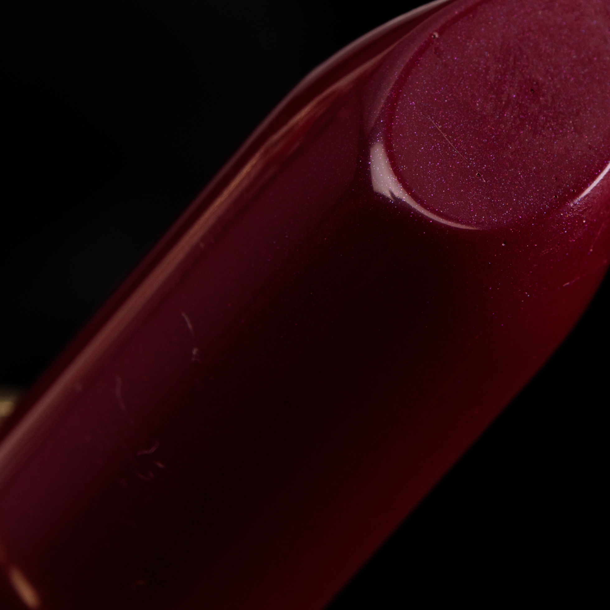 Lint on Lipsticks - MAC Elle Belle