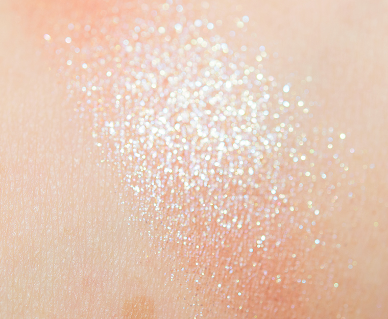 Huda Beauty Neon Green #4 Pressed Pigment