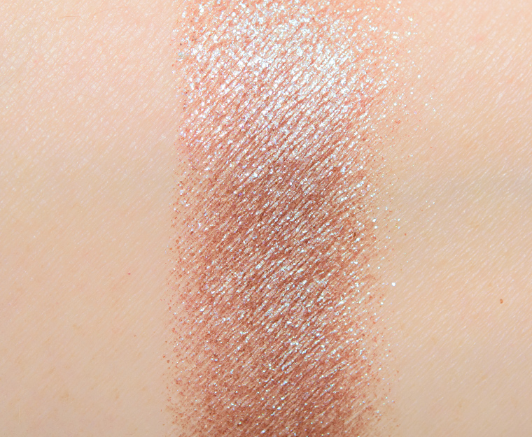 <p class="text-center">Huda Beauty Neon Green #6 Pressed Pigment</p>