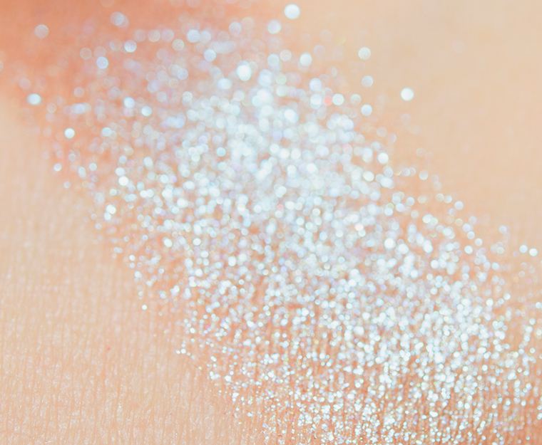 Huda Beauty Neon Green #6 Pressed Pigment