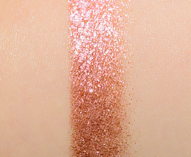 <p class="text-center">Huda Beauty Neon Green #7 Pressed Pigment</p>