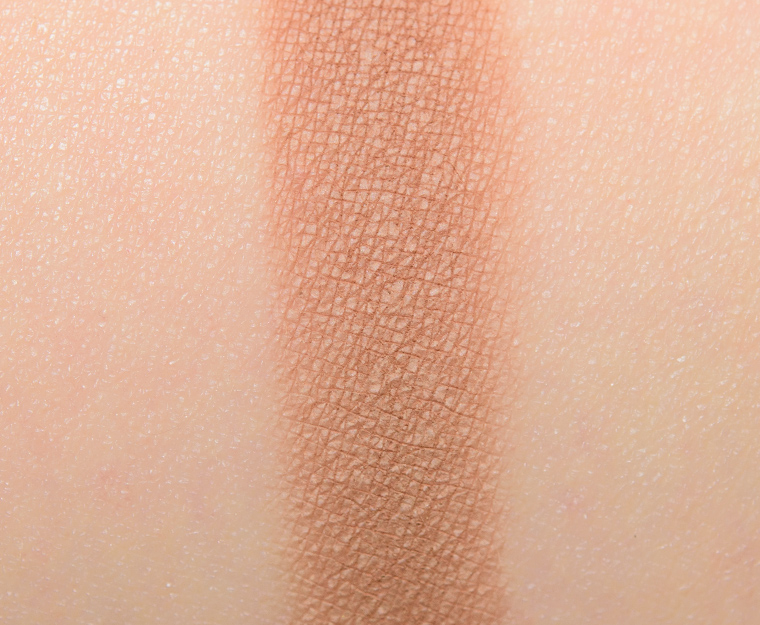 <p class="text-center">Kaja Cool Khaki Matte Eyeshadow</p>