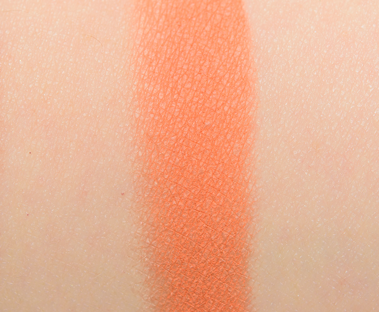 <p class="text-center">Kaja Major Mandarin Matte Eyeshadow</p>