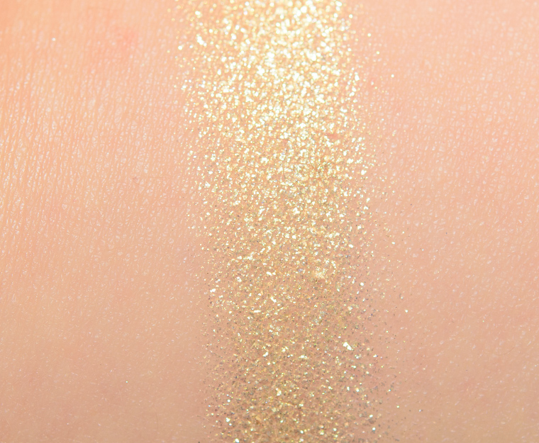 <p class="text-center">Kaja Starcrusher Bouncy Shimmer Eyeshadow</p>