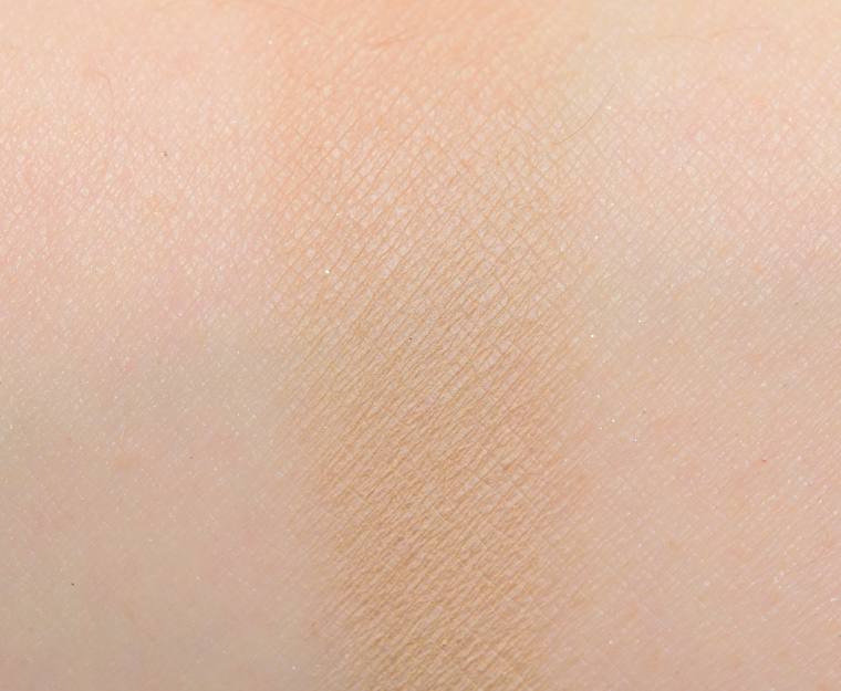 <p class="text-center">MAC Fab Accent Eyeshadow</p>