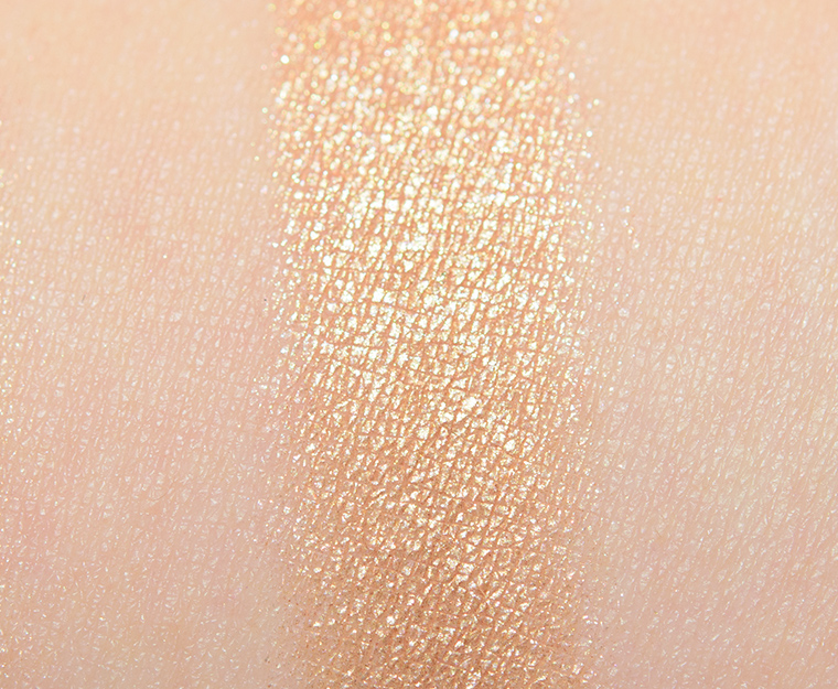 <p class="text-center">MAC Fool's Gold Eyeshadow</p>