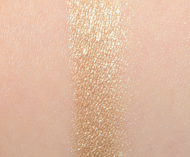<p class="text-center">MAC Retrospeck Eyeshadow</p>