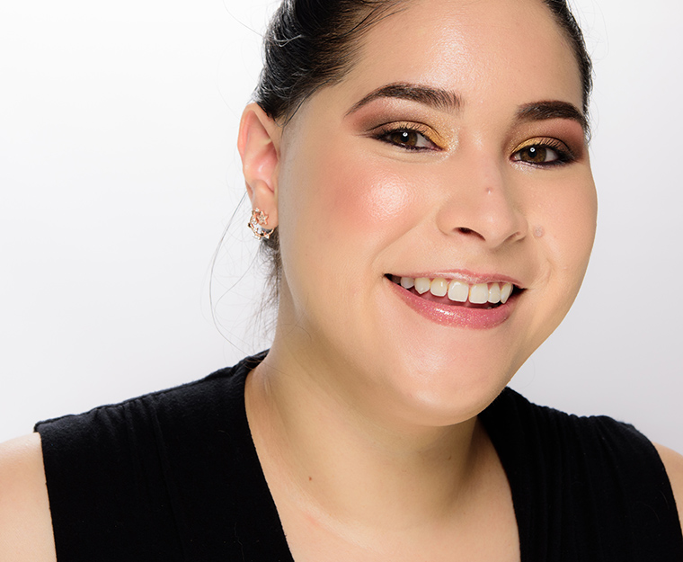 MAC Seven Wonders Electric Wonder Highlighter