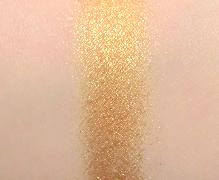 <p class="text-center">MAC Struck Gold Eyeshadow</p>