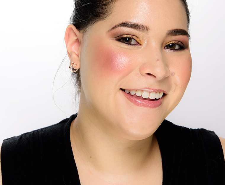 MAC Wonder Years Electric Wonder Highlighter