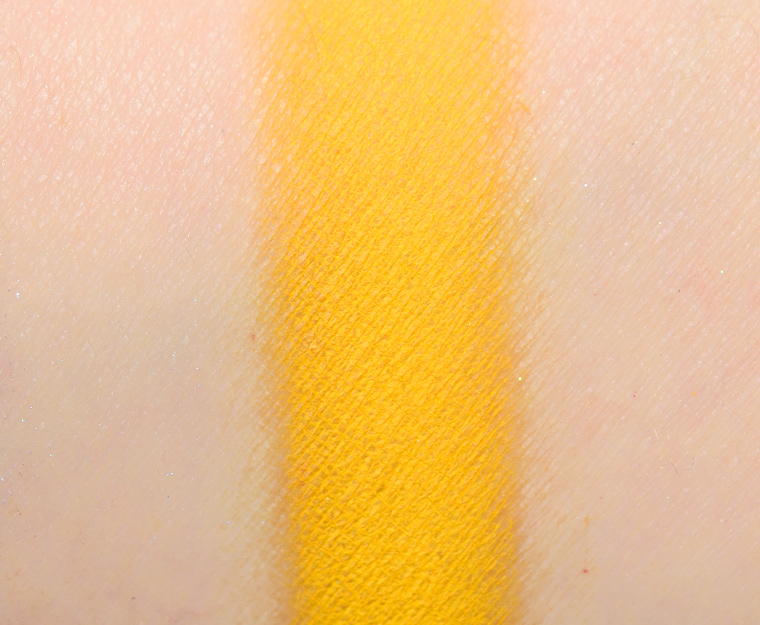 <p class="text-center">Morphe Sunlight Pressed Pigment</p>