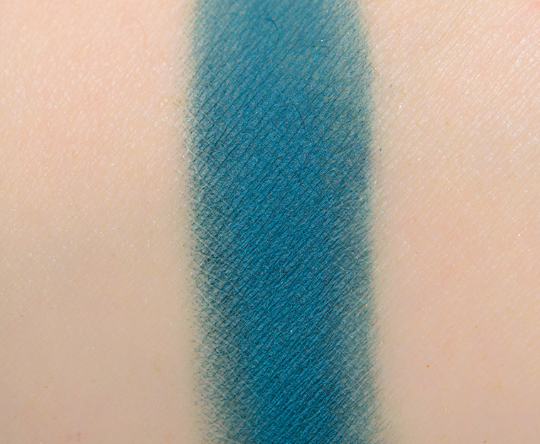 NABLA Cosmetics Addiction Super Matte Eyeshadow