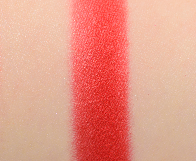 <p class="text-center">Ace Beaute Red Rose Eyeshadow (Discontinued)</p>