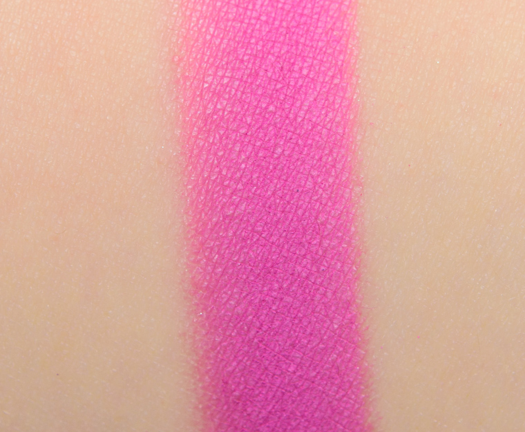 <p class="text-center">Ace Beaute Starling Eyeshadow (Discontinued)</p>