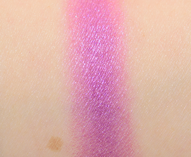 <p class="text-center">Ace Beaute Twilight Eyeshadow (Discontinued)</p>