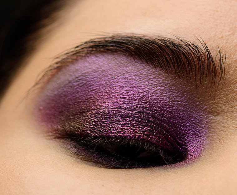 Fyrinnae Idolize | < a href="https://www.temptalia.com/looks/a-sparkling-plum-purple-eye-look-featuring-fyrinnae/">Look Details, Low light, f/7.1