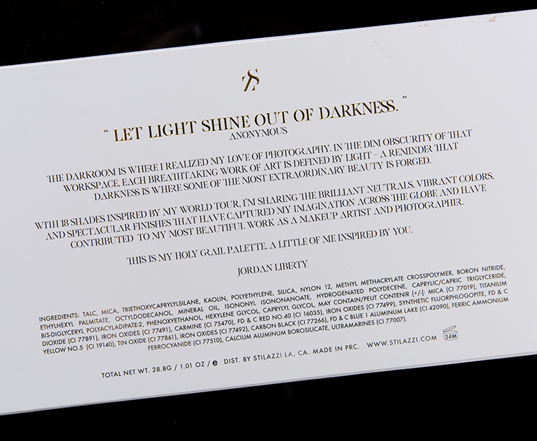 Stilazzi Darkroom 18-Pan Eyeshadow Palette