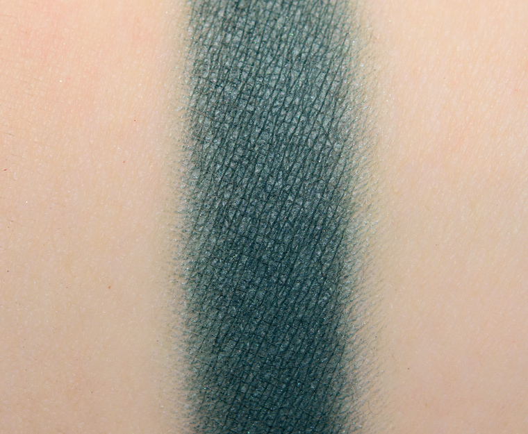 <p class="text-center">Stilazzi Fathom Eyeshadow</p>