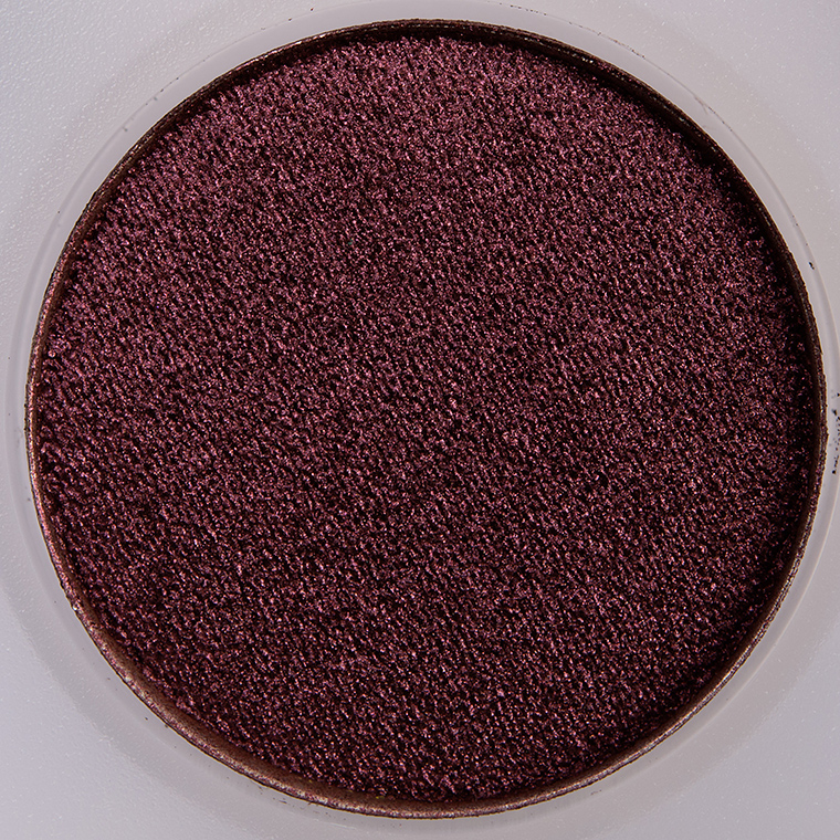 <p class="text-center">Pat McGrath Blue Blood EYEdols Eyeshadow</p>