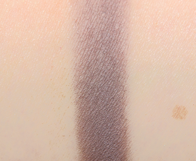 Marc Jacobs Beauty Moment-o (590) O!Mega Gel Powder Eyeshadow