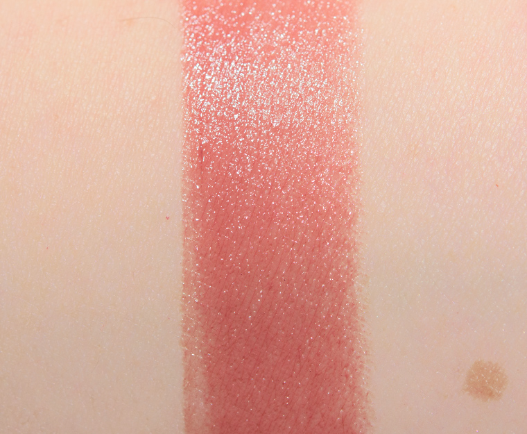 <p class="text-center">Tom Ford Beauty Ultra Boys & Girls Lip Color Sheer</p>