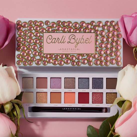Holiday 2019 Anastasia Carli Bybel