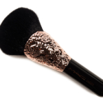 MAC 143SES Medium Face Fan Brush