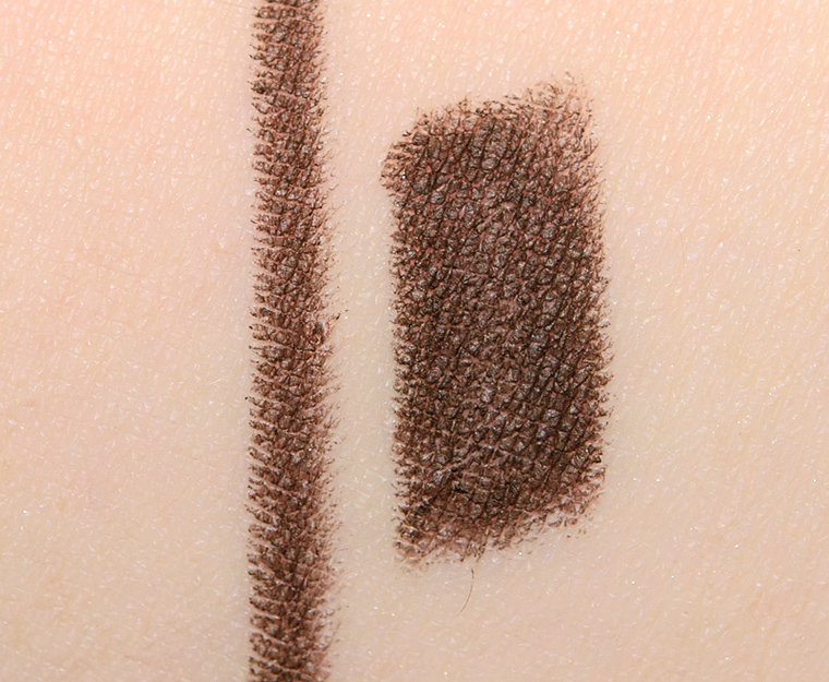 <p class="text-center">Chanel Contour Brun (34) Stylo Ombre et Contour Eyeshadow Liner Khol</p>