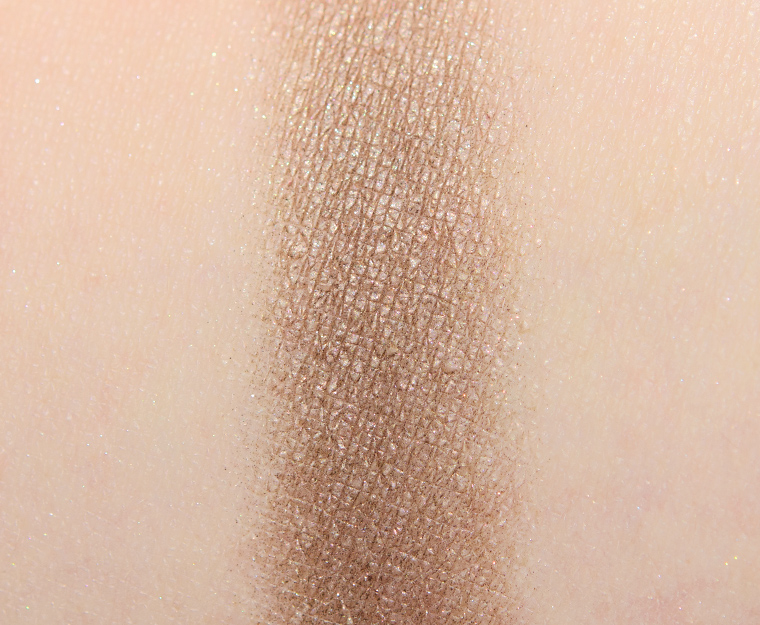 <p class="text-center">Chanel Elemental #3 Multi-Effect Eyeshadow</p>