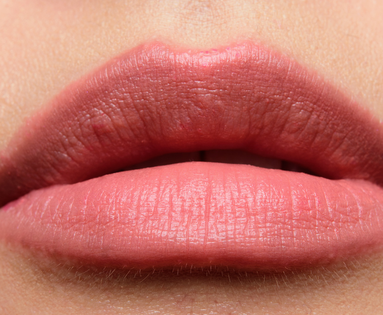 Clinique Camellia (05) Even Better Pop Lip Colour Foundation