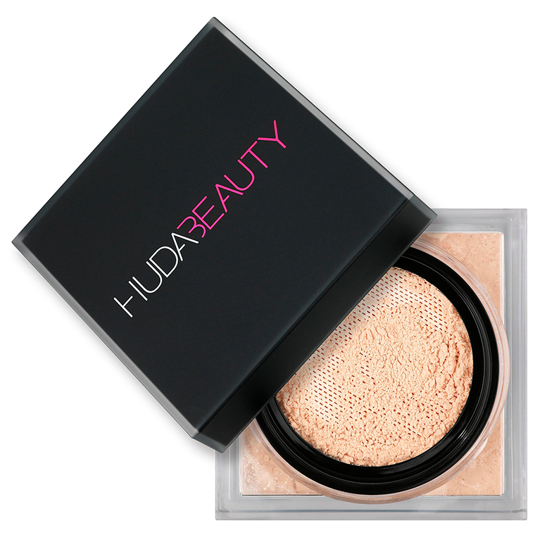 Huda Beauty Pound Cake Easy Bake Loose Baking & Setting Powder