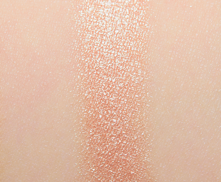 <p class="text-center">KKW Beauty A Beauty Campaign Eyeshadow</p>